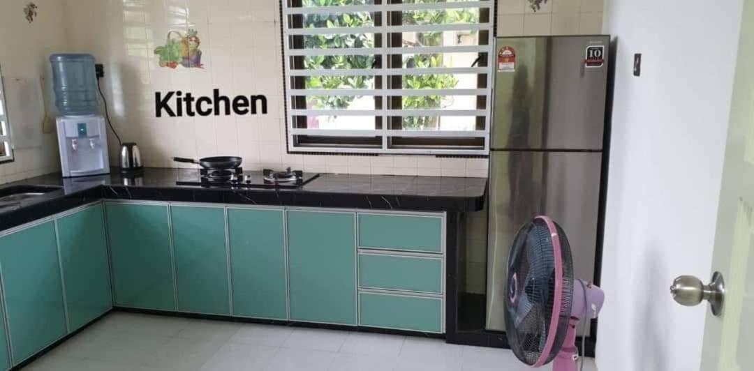 Sunrise Homestay 알로르세타르 외부 사진