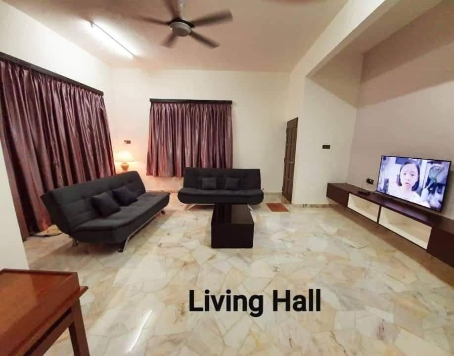 Sunrise Homestay 알로르세타르 외부 사진